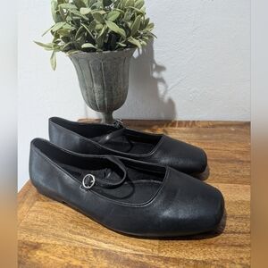 Torrid  Nwot Square Toe‎ Mary Jane Flat Black Size 10.5WW
